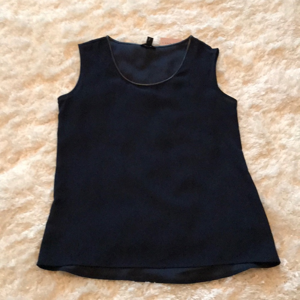 NWT, Ann Taylor Navy Blue Sleeveless Top!
